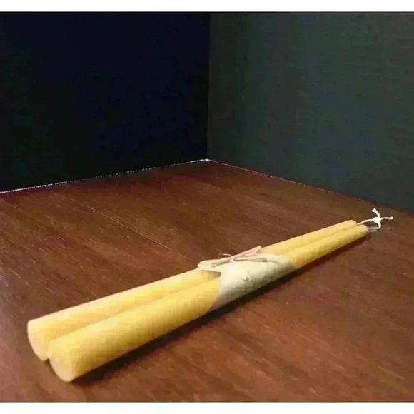 Handmade  Beeswax Candles - Taper: Smooth - Picture 3 of 4